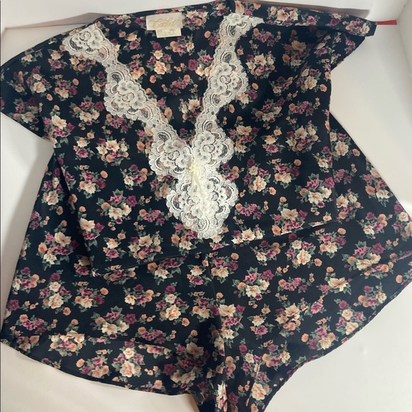 Vintage Cachet pajama short set - Picture 1 of 10